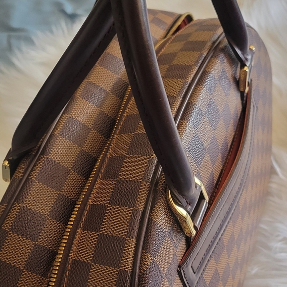 SOLD💥💥💥LOUIS VUITTON NOLITA DAMIERE HANDBAG❤️❤️ - Picture 11 of 17
